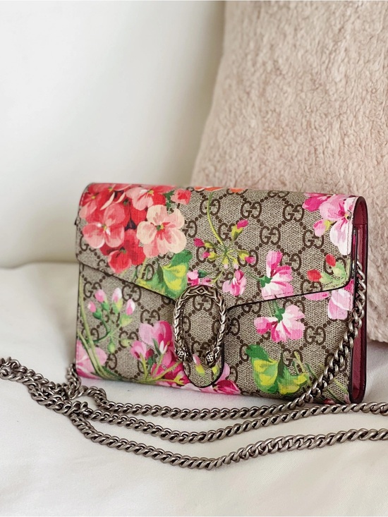 Gucci Handbags - Like-New GUCCI Dionysus GG Blooms Wallet On Chain Bag